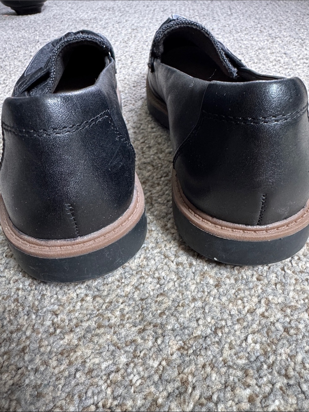 Clarks Women's Black Mixed-Material Tassel Loafers - Picture 5 of 5